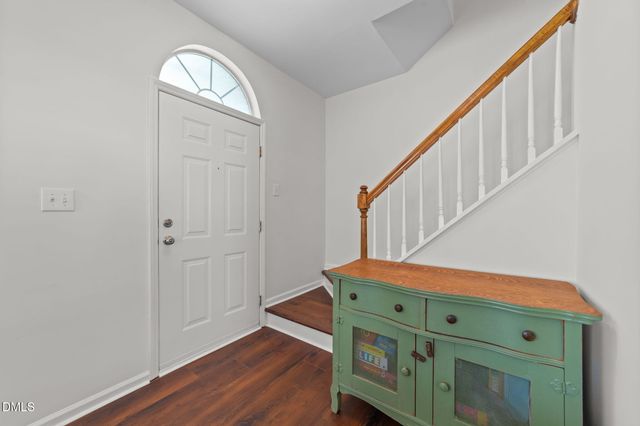 1009 Starkland Way, Holly Springs, NC 27540