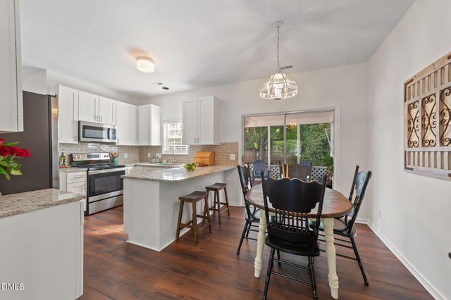 1009 Starkland Way, Holly Springs, NC 27540