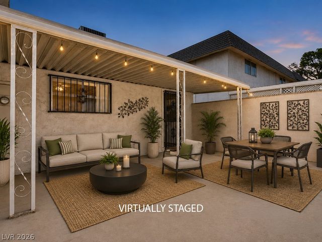 310 Greenbriar Townhouse Way, Las Vegas, NV 89121