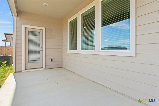 530 Wilshire Road, San Marcos, TX 78666