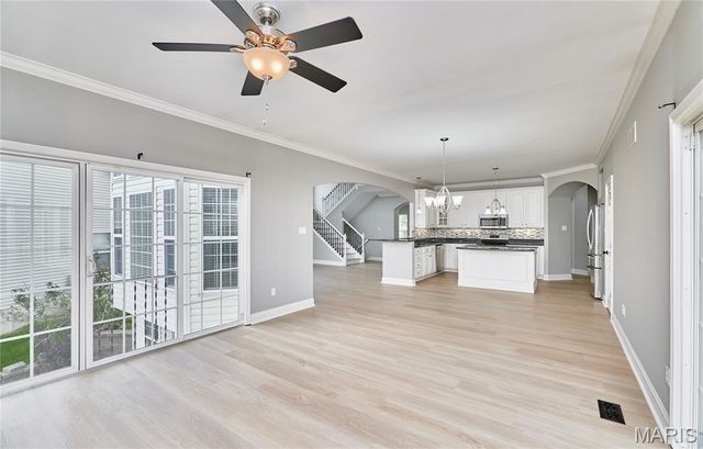 987 Bentley Park Circles, O'fallon, MO 63368