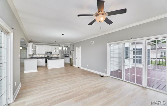 987 Bentley Park Circles, O'fallon, MO 63368