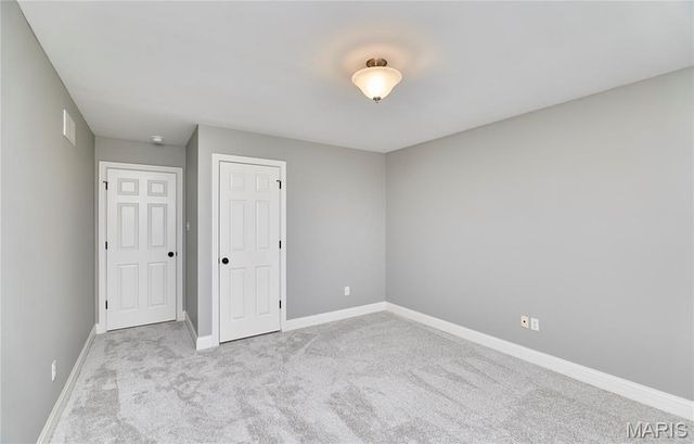 987 Bentley Park Circles, O'fallon, MO 63368