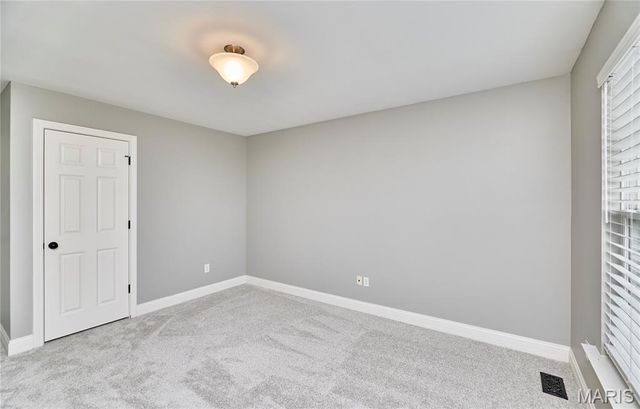 987 Bentley Park Circles, O'fallon, MO 63368