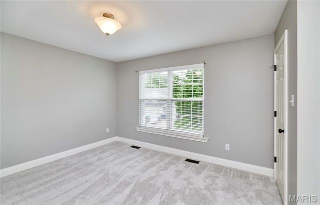987 Bentley Park Circles, O'fallon, MO 63368