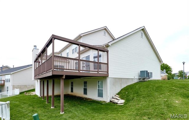 987 Bentley Park Circles, O'fallon, MO 63368