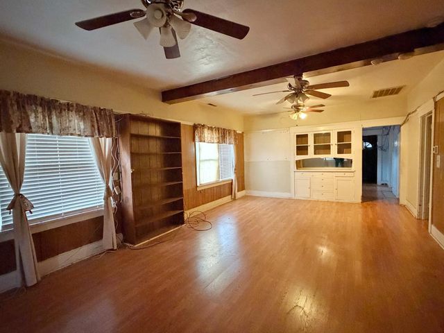 1223 Poplar St, Oakdale, CA 95361