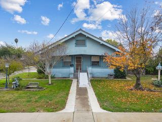 1223 Poplar St, Oakdale, CA 95361