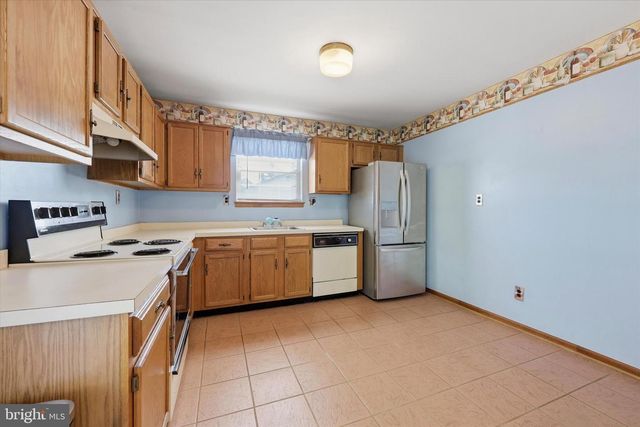 50 HIGHLAND AVE, Sicklerville, NJ 08081