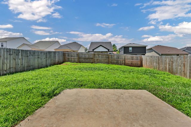 144 Quarry Ridge Rd, Clarksville, TN 37043