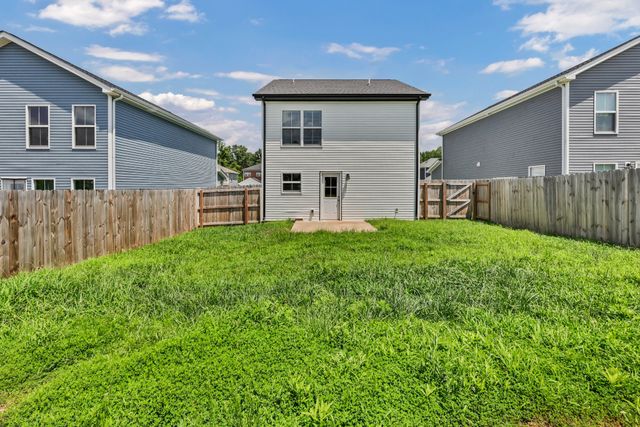 144 Quarry Ridge Rd, Clarksville, TN 37043