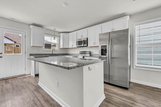 144 Quarry Ridge Rd, Clarksville, TN 37043