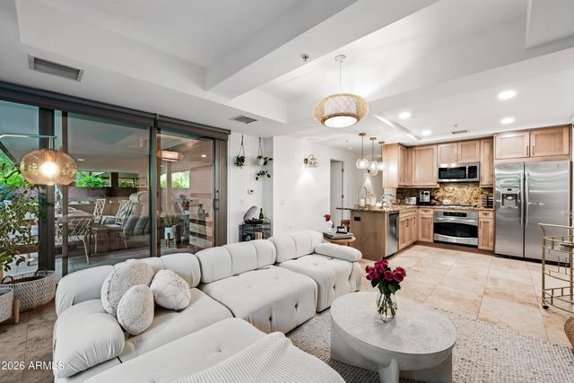 7151 E Rancho Vista Drive E 1009, Scottsdale, AZ 85251