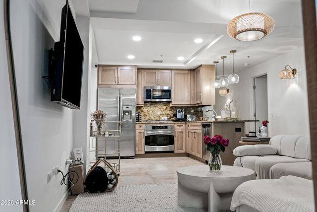 7151 E Rancho Vista Drive E 1009, Scottsdale, AZ 85251