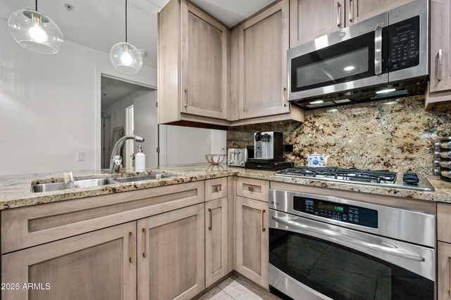 7151 E Rancho Vista Drive E 1009, Scottsdale, AZ 85251
