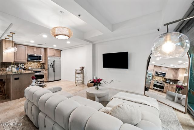 7151 E Rancho Vista Drive E 1009, Scottsdale, AZ 85251