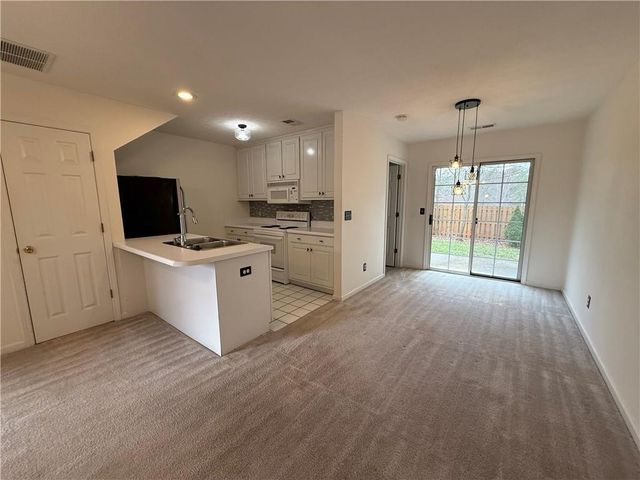 2820 Florence Drive, Gainesville, GA 30504