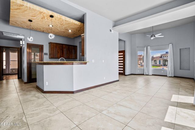 12813 COZY COVE Avenue, El Paso, TX 79938
