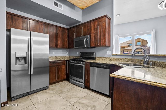 12813 COZY COVE Avenue, El Paso, TX 79938