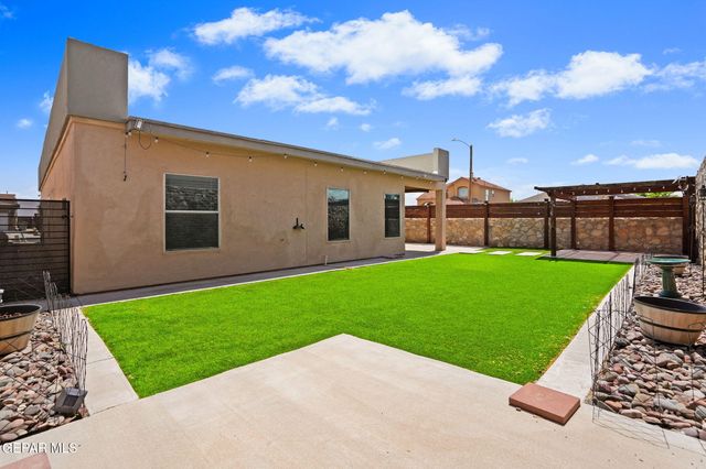 12813 COZY COVE Avenue, El Paso, TX 79938