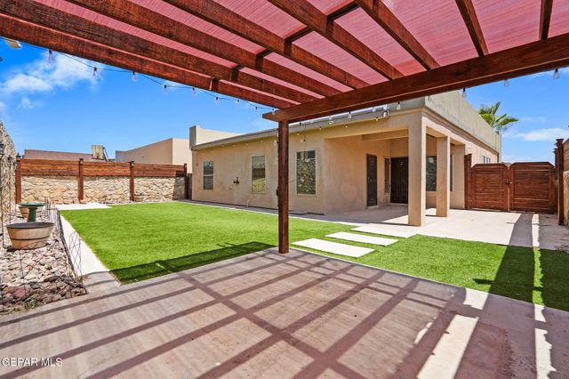 12813 COZY COVE Avenue, El Paso, TX 79938