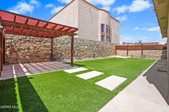 12813 COZY COVE Avenue, El Paso, TX 79938