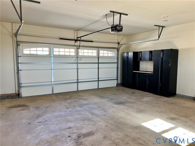 5022 Abilene Rd, Farmville, VA 23901