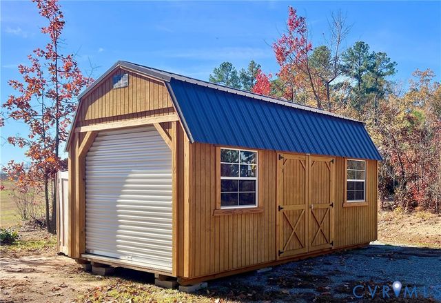 5022 Abilene Rd, Farmville, VA 23901