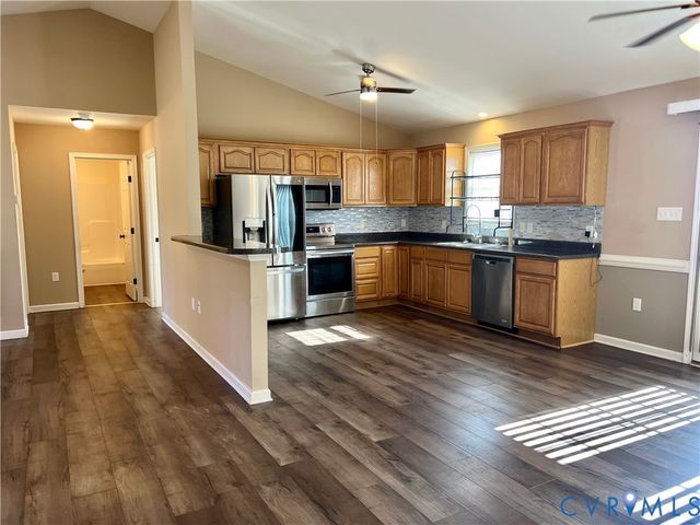 5022 Abilene Rd, Farmville, VA 23901