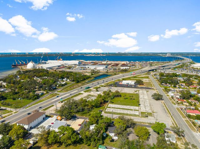 1806& 1808 Brown Avenue, Panama City, FL 32405