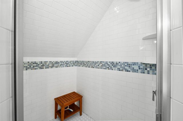 451 16th Avenue S, Fargo, ND 58103