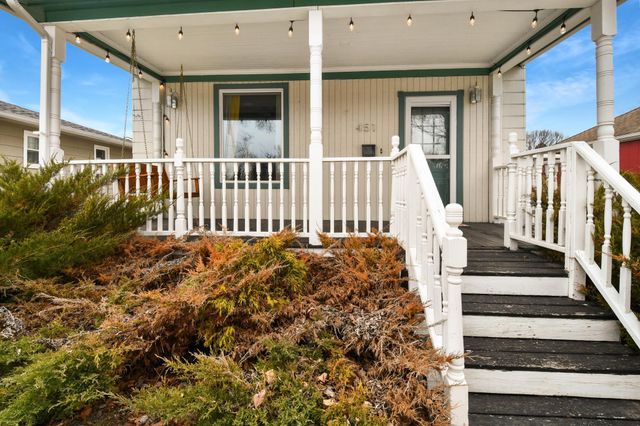 451 16th Avenue S, Fargo, ND 58103