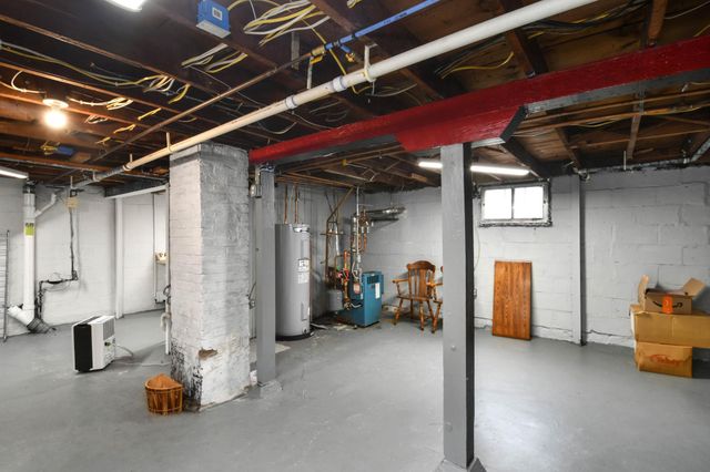 451 16th Avenue S, Fargo, ND 58103