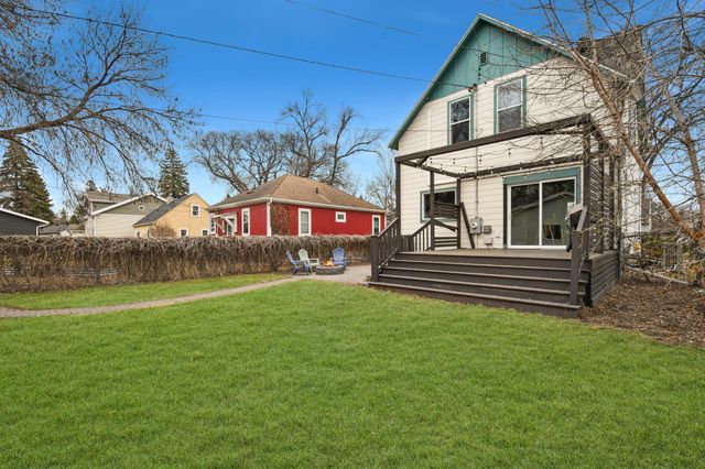 451 16th Avenue S, Fargo, ND 58103