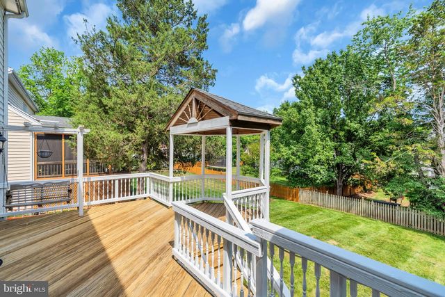 43553 DEMPSEY LN, Chantilly, VA 20152