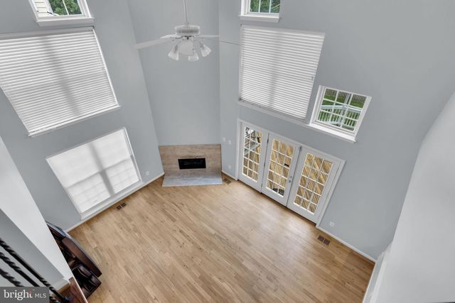 43553 DEMPSEY LN, Chantilly, VA 20152