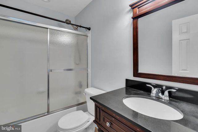 43553 DEMPSEY LN, Chantilly, VA 20152