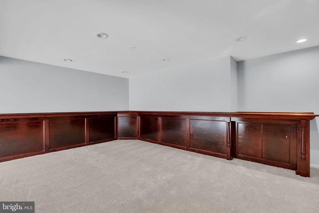 43553 DEMPSEY LN, Chantilly, VA 20152