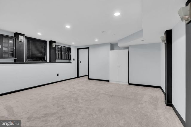 43553 DEMPSEY LN, Chantilly, VA 20152