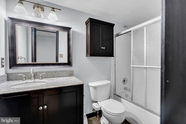 43553 DEMPSEY LN, Chantilly, VA 20152