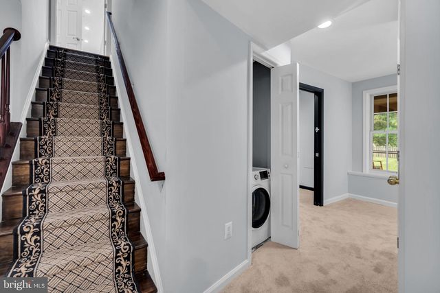 43553 DEMPSEY LN, Chantilly, VA 20152