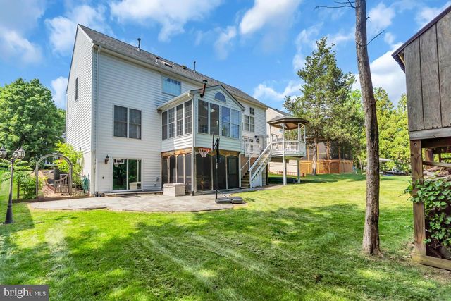 43553 DEMPSEY LN, Chantilly, VA 20152
