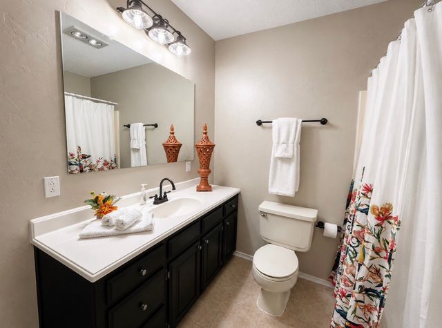2202 Carriage Estates Road, Sherman, TX 75092