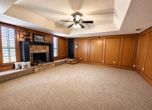 2202 Carriage Estates Road, Sherman, TX 75092