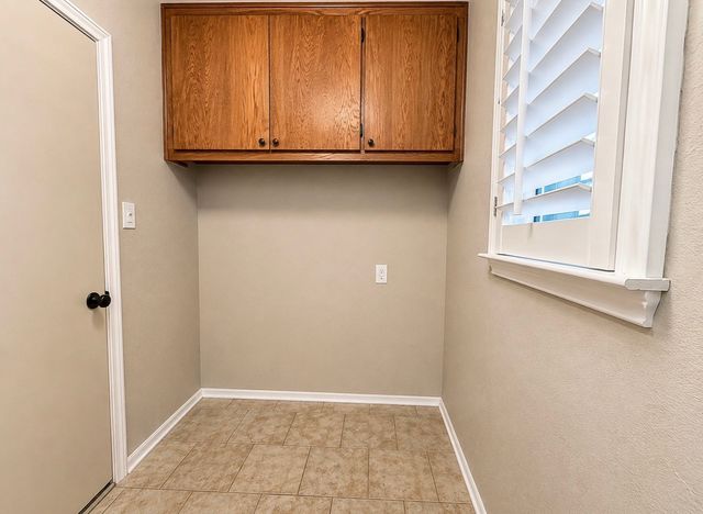 2202 Carriage Estates Road, Sherman, TX 75092