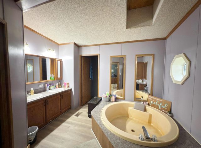 8195 Jordan Road, Yale, MI 48097