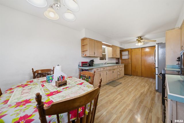 2841 ALLENTOWN Road, Pekin, IL 61554