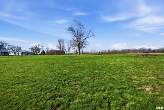 2841 ALLENTOWN Road, Pekin, IL 61554