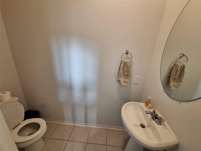 422 Barren Oak Lane, Crosby, TX 77532