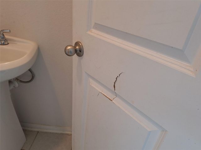 422 Barren Oak Lane, Crosby, TX 77532